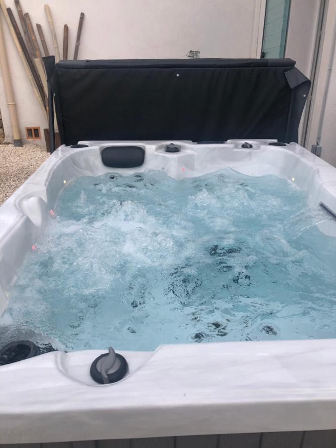 Au Petit Paradis La Roquebrussanne Kültér fotó