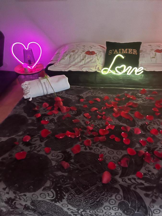 Au Petit Paradis La Roquebrussanne Kültér fotó